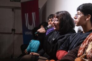 A sala llena se llevó adelante la entrevista abierta a Luciano Cáceres