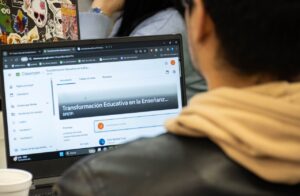 Tierra del Fuego refuerza la capacitación docente en competencias digitales con nuevas propuestas de formación