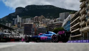 Franco Colapinto mejoró su tiempo pero cerró el viernes 15° en Mónaco: Hamilton dominó las prácticas libres