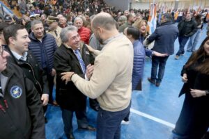 La municipalidad de Ushuaia acompañó el acto central por el día de la provincia en Río Grande