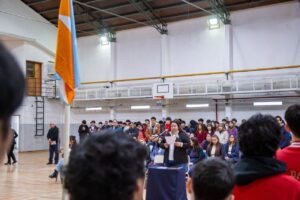 Estudiantes de Tolhuin juraron promesa de lealtad a la Constitución Provincial