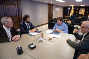 Tierra del Fuego y uvas del valle s.a evalúan la factibilidad de un proyecto de piscicultura en la provincia