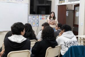 En el marco de la semana de la creatividad y la innovación se realizaron talleres tecnológicos en colegios secundarios