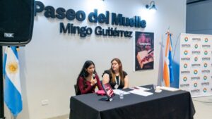 El gobierno acompañó la presentación de “Sangrando Tinta”, el libro de Rocío Ledesma Duré