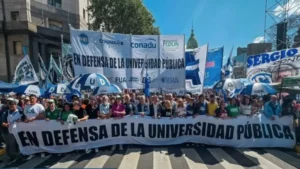 La Justicia declaró inconstitucional el decreto que suspendía el financiamiento universitario y ordenó aplicar la ley de inmediato