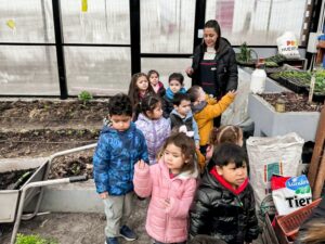 Casa de jóvenes recibió a niñas y niños de city kids en una jornada de aprendizaje