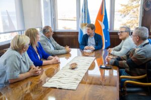 El gobernador Melella recibió a referentes de la CGT con quienes analizó la situación económica y laboral de Tierra del Fuego